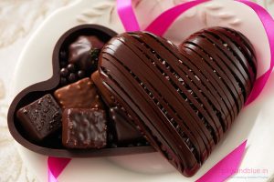 Are You Searching Best Chocolate Day Whatsapp Dps, Facebook Profile Pic, Wallpaper?